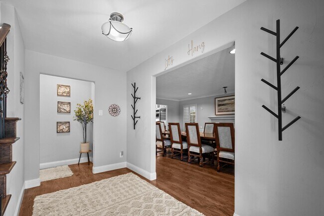 Building Photo - 3621 Welwyn Way Dr