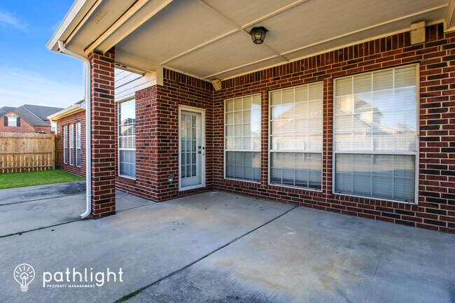 Building Photo - 703 N Butternut Ct, Broken Arrow, OK, 74012