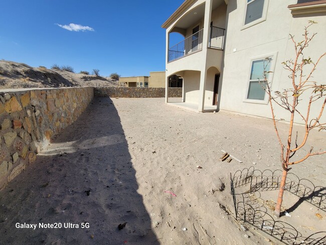 Building Photo - New Mexico Tresure