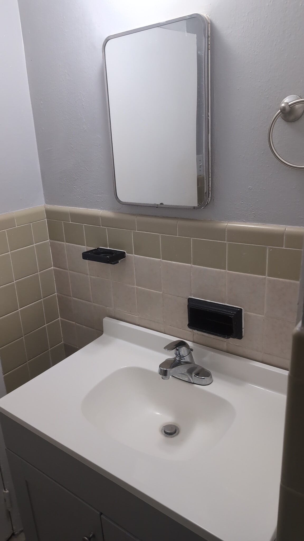 Building Photo - 304 N Western St