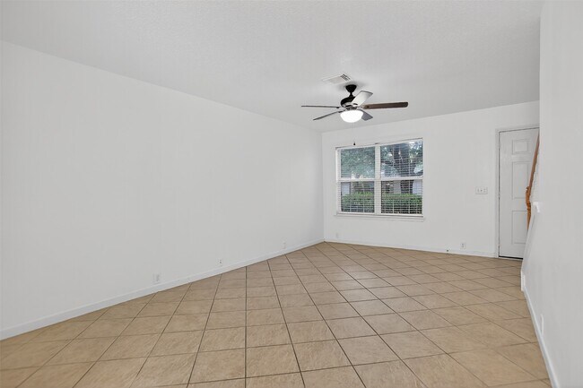 Building Photo - 17627 S Summit Canyon Dr