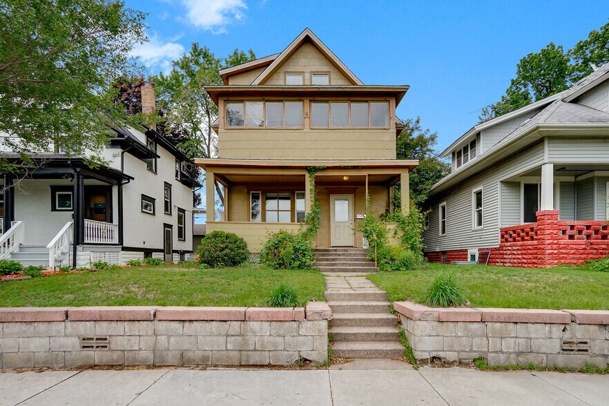Primary Photo - 1620 Concordia Ave