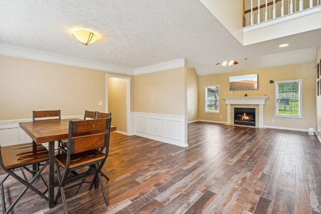 Building Photo - 754 McClain Dr