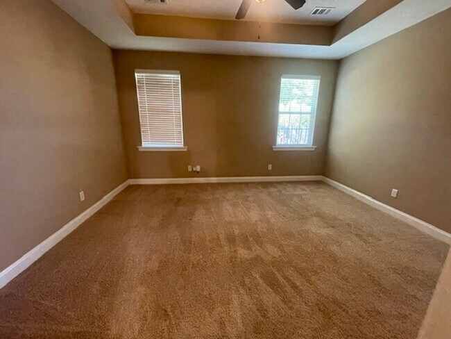 Building Photo - 528 Brantley Cove Cir