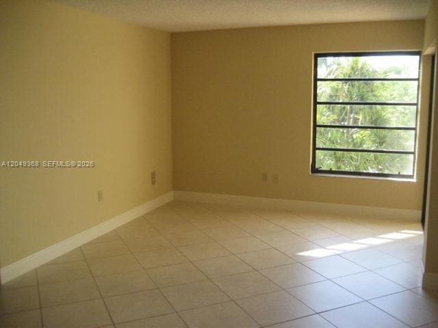 Building Photo - 9022 SW 123rd Ct