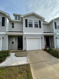 Building Photo - 122 Iron Horse Dr E