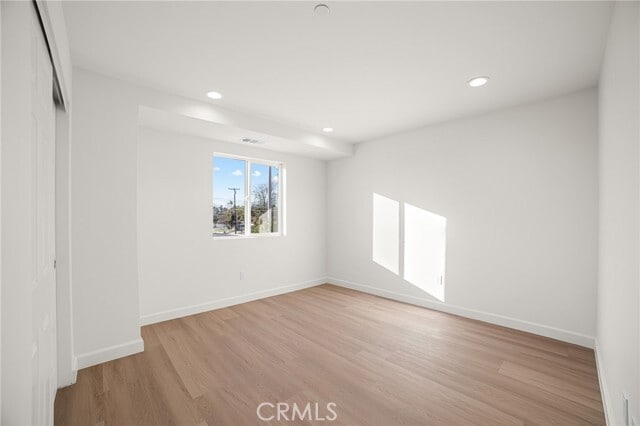 Building Photo - 900 S Hert St