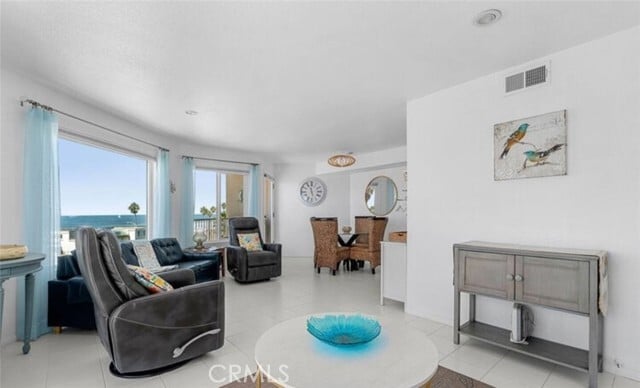 Building Photo - 621 N Pacific St