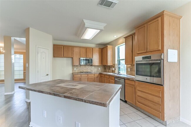 Building Photo - 3313 Pebble Beach Ln
