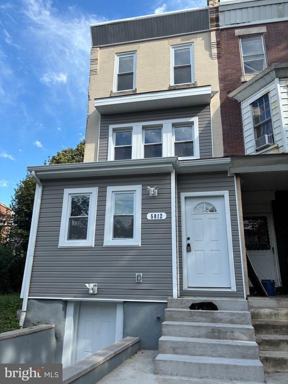 Building Photo - 5812 Willows Ave