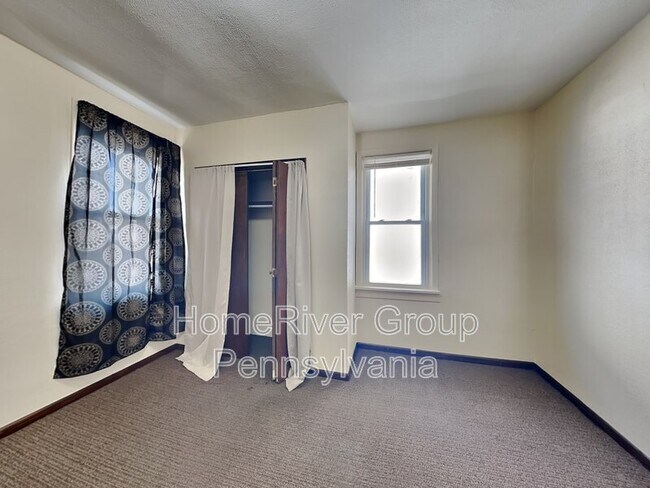 Building Photo - 707 Idlewood Ave