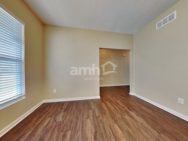 Building Photo - 9770 Soaring Breezes