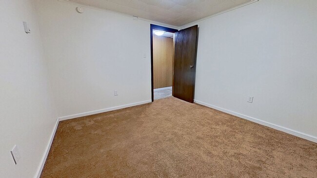 Building Photo - Lower Level Unit