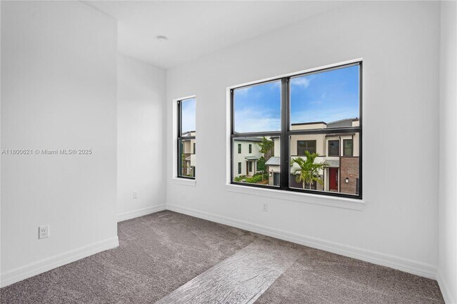 Building Photo - 8353 NW 7th Pl