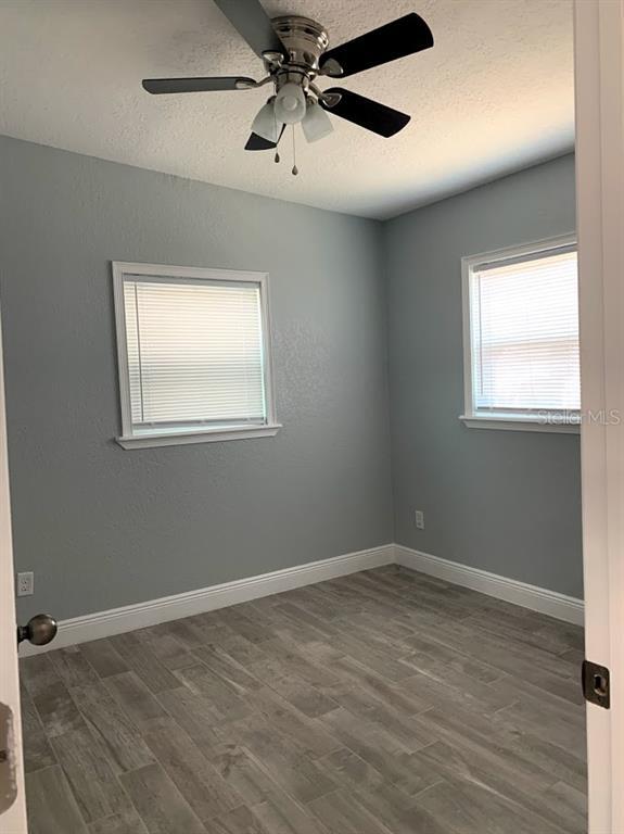 Building Photo - 415 W Lancaster Rd