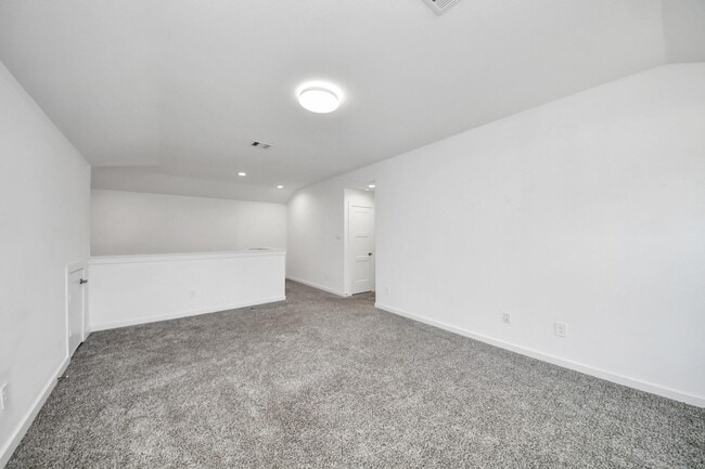 Building Photo - 10438 Plateau Pt Trl