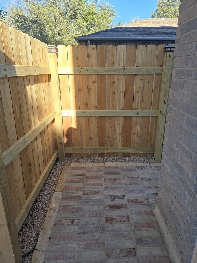 Building Photo - 8114 Furlong Gate