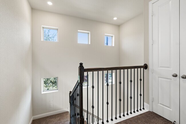 Building Photo - 1752 Trinity Bend Dr