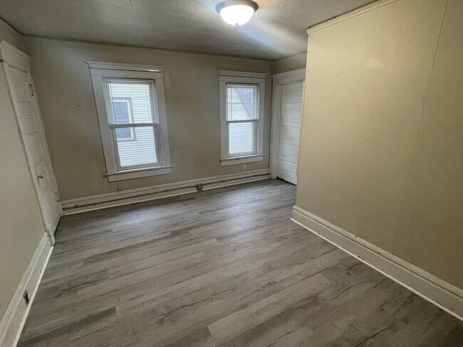 Building Photo - 509 High Ave