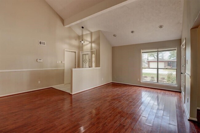 Building Photo - 21102 Marcin Dr