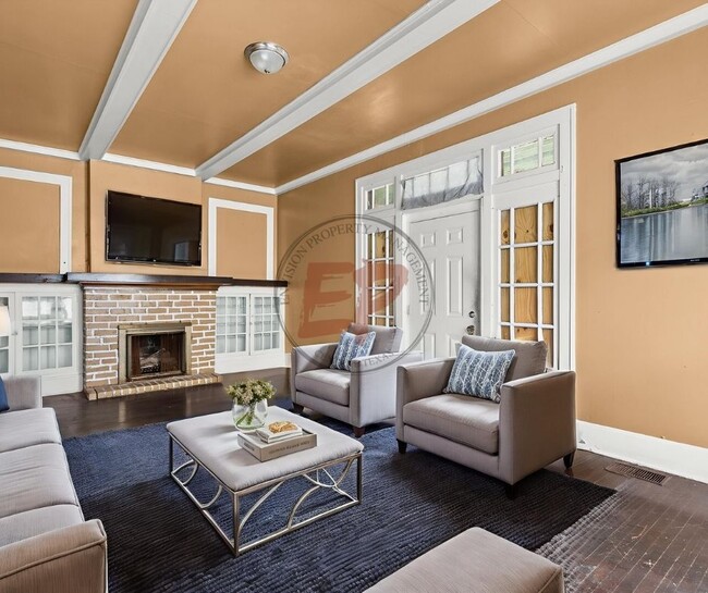 Building Photo - 2214 Gorman Ave