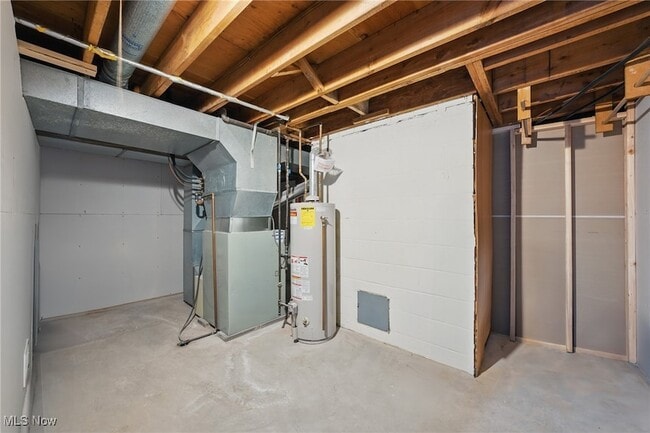 Building Photo - 33115 Ledge Hill Dr