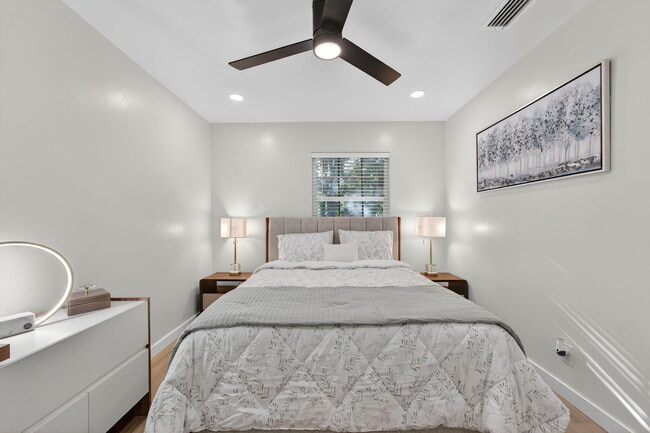 Building Photo - 800 Tropic Blvd