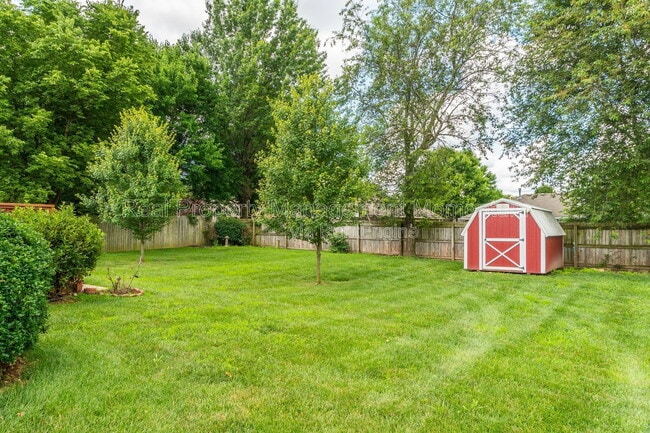 Building Photo - 3531 Leawood Ave