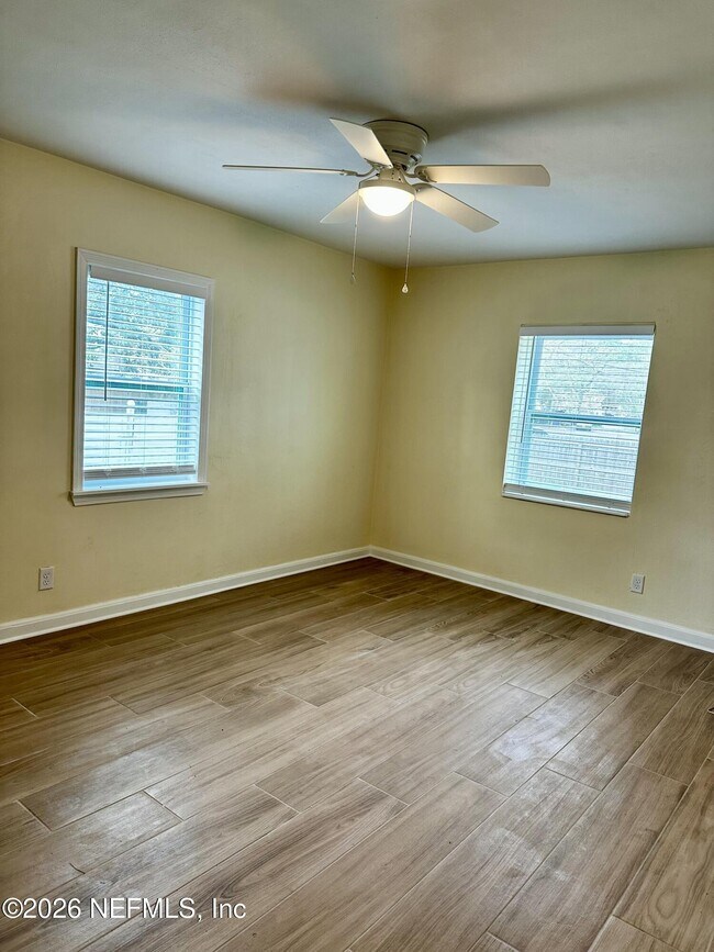 Building Photo - 5637 Floral Bluff Rd