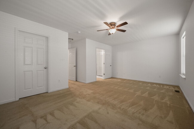 Building Photo - 14 Dilworthtown Dr