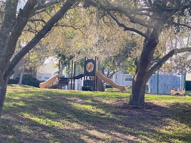 Building Photo - 2592 Grassy Point Dr