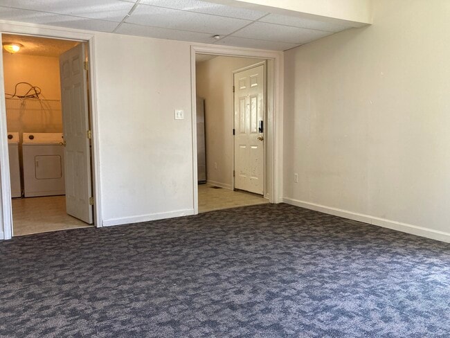 Building Photo - 667 Spruce St