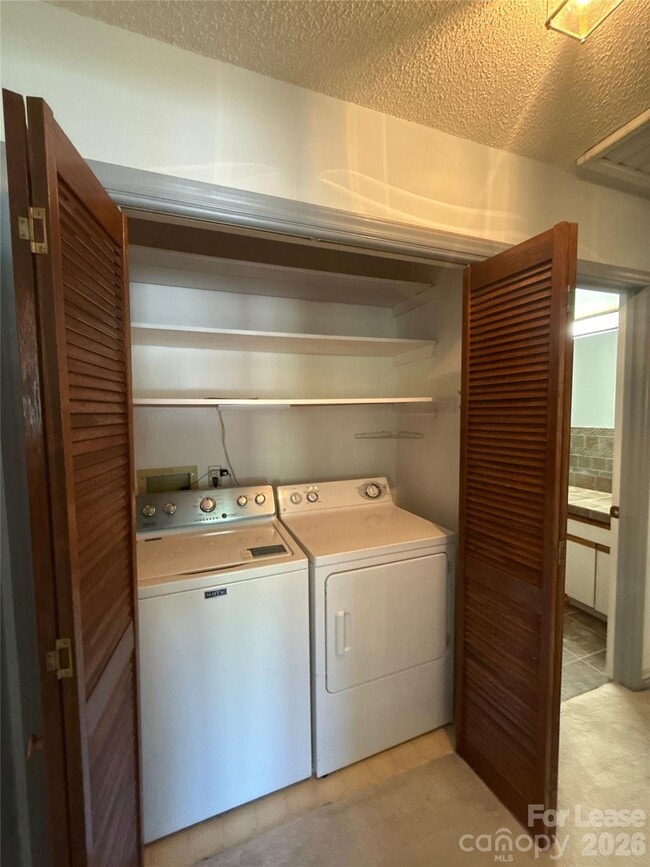 Building Photo - 13930 Idlewild Rd