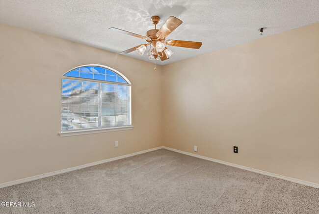 Building Photo - 6933 Jericho Tree Dr