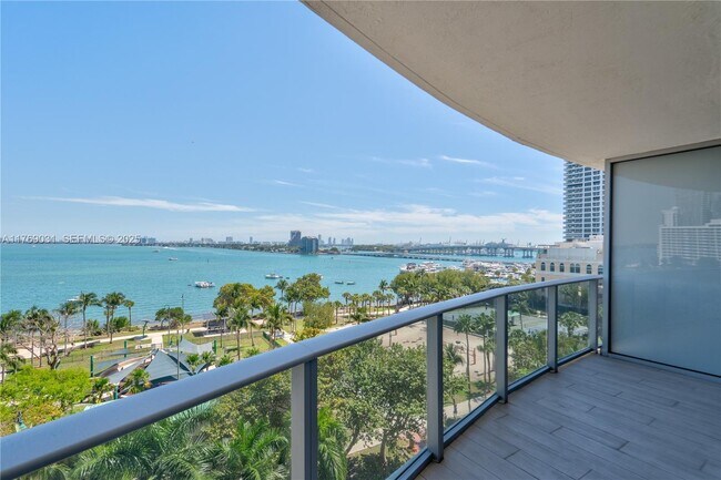 Building Photo - 488 NE 18th St