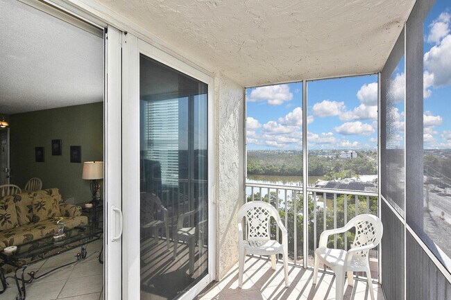 Building Photo - 5500 Bonita Beach Rd SW