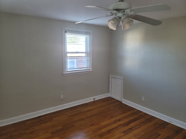 Building Photo - 4044 Lasher Rd