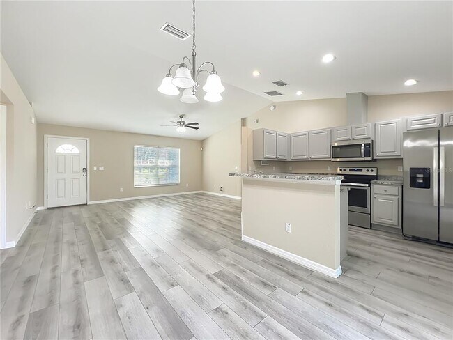 Building Photo - 1954 NW 21st Ave