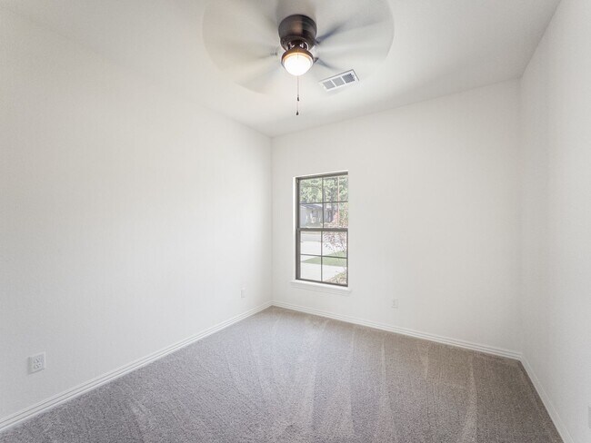 Building Photo - * Move-In Special * New Construction 3 bed...