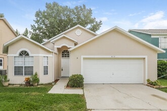 Building Photo - 813 Shell Ln