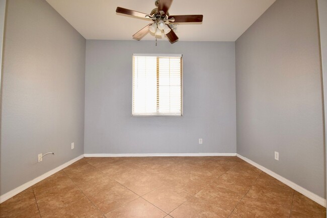 Building Photo - Beautiful Queen Creek home with a Pool!