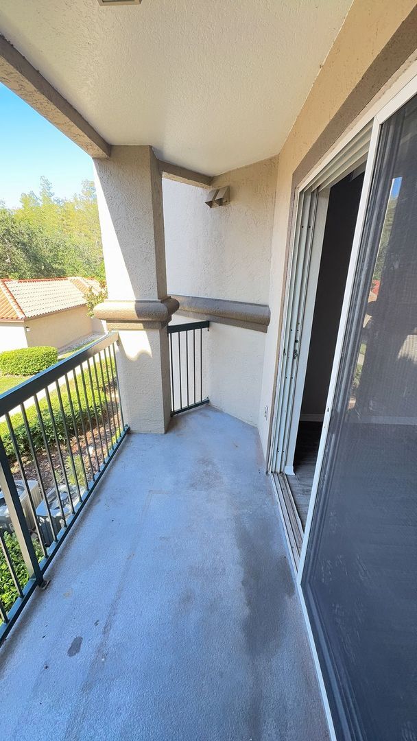 Building Photo - Beautiful 1 bedroom condo for rent in Lake...