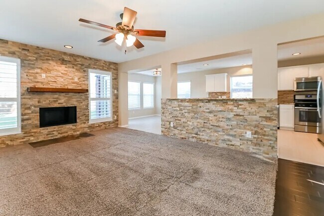 Building Photo - 120 Lightning Trl