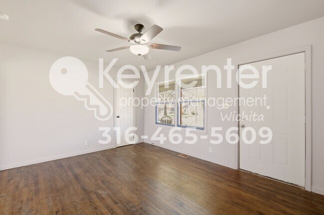 Building Photo - 2322 S Emporia St