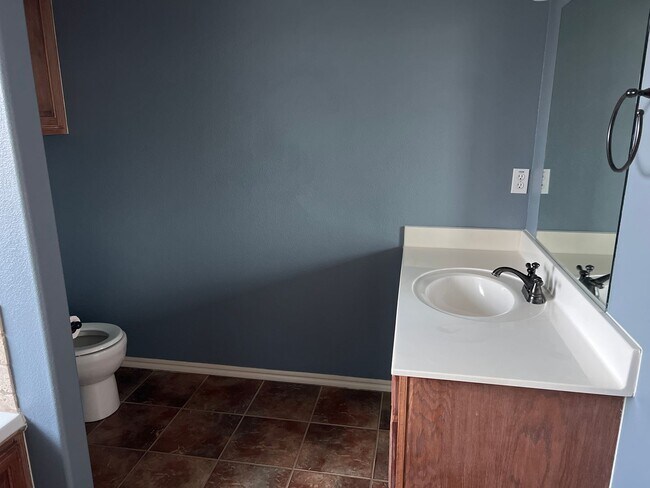 Building Photo - functionality, style, and comfort—3 Bedroom 2 Bath with 3 car garage