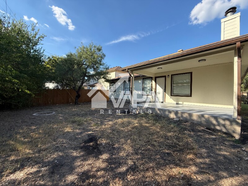 Building Photo - 7226 Bull Creek Dr