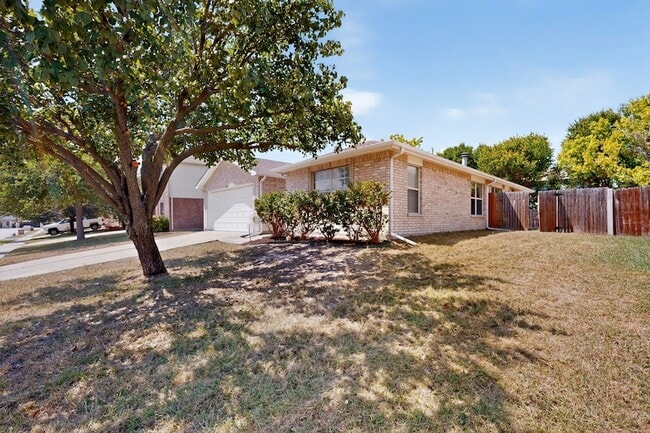 Building Photo - 625 Spillway Dr