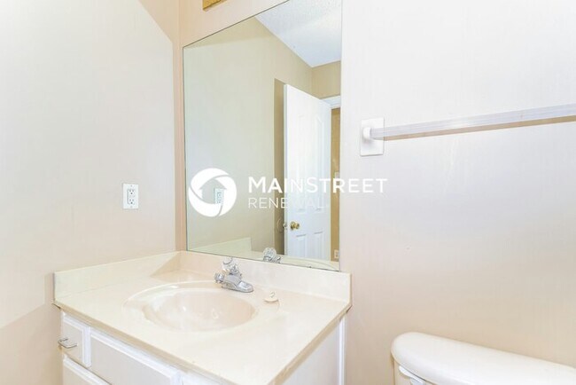 Building Photo - 3 Bedroom Pet-Friendly Home in Collierville, TN with Main Street Renewal