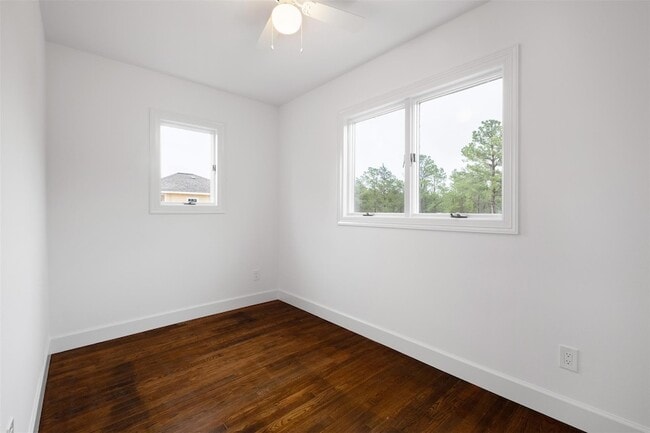 Building Photo - 251 Foothill Rd