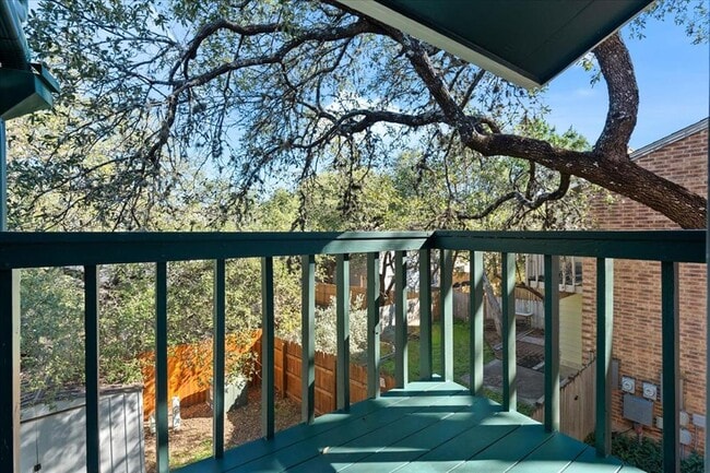 Building Photo - 1604 Cinnamon Path